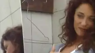 إباحية إيطالية قديمة صارمة: وريثة العراب في جنس جماعي