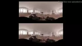 الأب يقذف علي ابنته