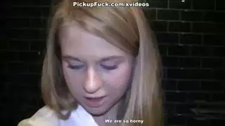 ينيكها لخوها