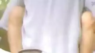 راكب الدراجة النارية أقصى بيكيني