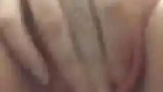 الشقراء الشقية راشيل تحب أن تُمارس معها الجنس بقوة من قبل الفحل الأسود