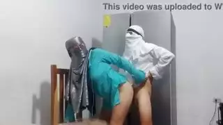 خيال جنسي أمام الثلاجة: عربي وسيم يضرب للوصول لمتعة شديدة