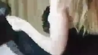 جمال مصرى يطحن ويتأوه في رقص إباحي