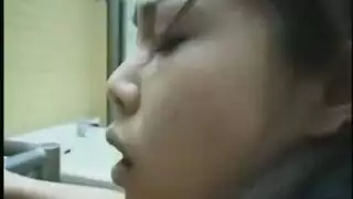 جنس عنيف على طراز بوليود: أوضاع كلابية وقذف على الوجه